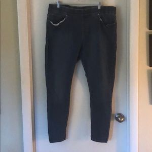 Size 22 Levi’s Jeggings